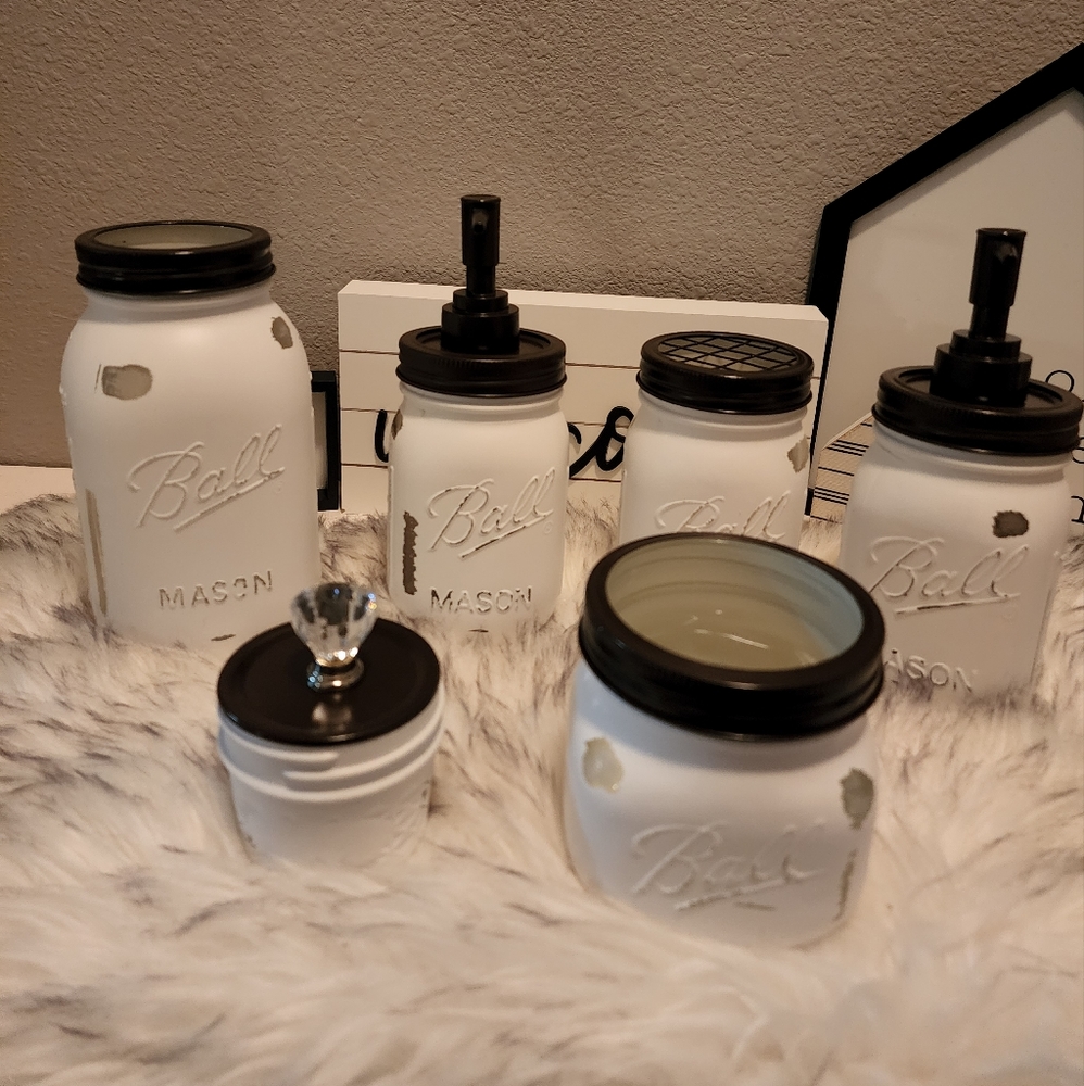 New Bathroom mason jar decor